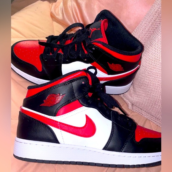 Red and black white high top dunks - Picture 1 of 1